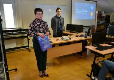 Ciekawa lekcja dla uczniów klasy 4TIb – klasy patronackiej w ramach współpracy  z Wyższą Szkołą Informatyki i Zarządzania w Rzeszowie .