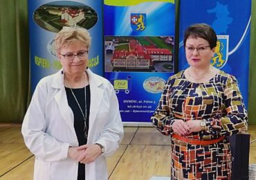 Pokazy chemiczne  dla dzieci z Przedszkola Miejskiego w Dynowie  z wodą w roli głównej