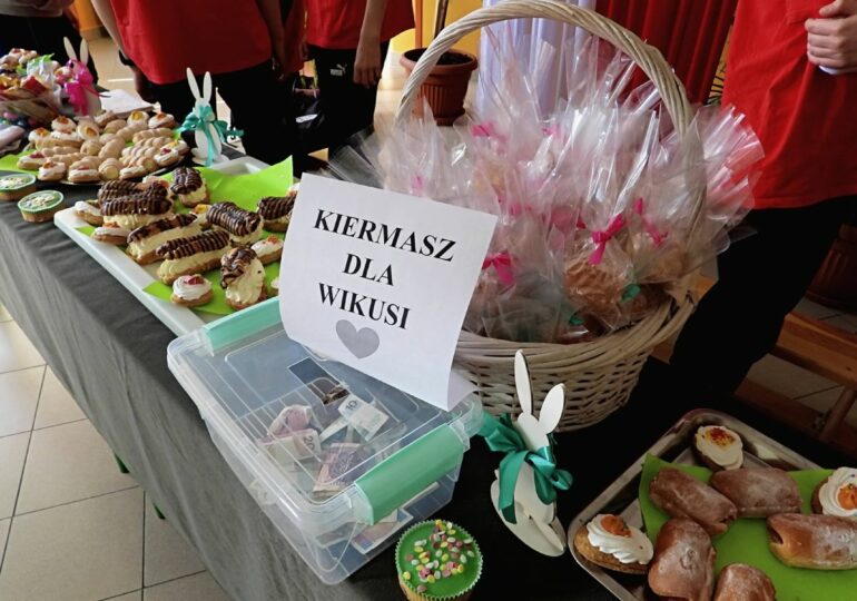 Charytatywny kiermasz wielkanocny dla Wiktorii