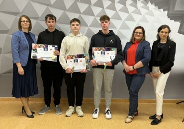 I miejsce uczniów Zespołu Szkół Zawodowych w Dynowie w etapie regionalnym Ogólnopolskiego konkursu „TURBOLANDESKUNDE – wędrówka po krajach niemieckiego obszaru językowego”