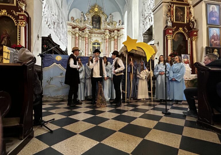 Misterium Bożonarodzeniowe zatytułowane „Miłość to największy dar” w kościele parafialnym pw. św. Wawrzyńca w Dynowie