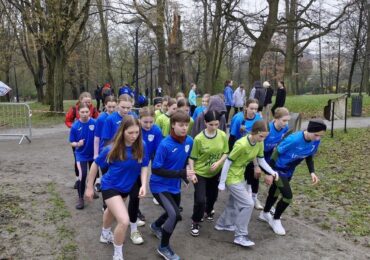 Powiatowa Licealiada w drużynowych biegach przełajowych w Dynowie.