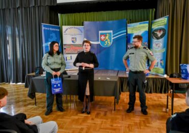 Udział uczniów Zespołu Szkół Zawodowych w Dynowie  w Misterium Męki Pańskiej.