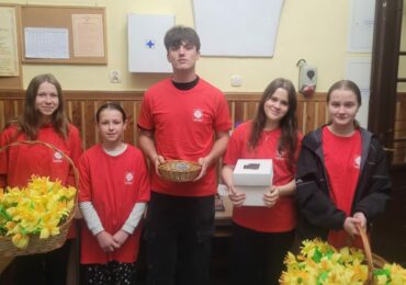 „Żonkilowe Pola Nadziei” – pomoc, wsparcie i nadzieja od młodzieży z Dynowa.