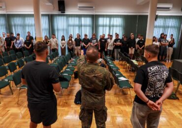 Zajęcia z edukacji proobronnej w ramach projektu „Edukacja z wojskiem”.