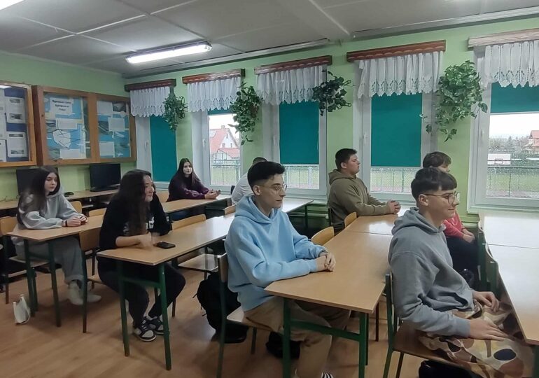 „Szkolny etap XVII Ogólnopolskiej Olimpiady Logistycznej”.