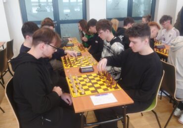 REJONOWA LICEALIADA W SZACHACH