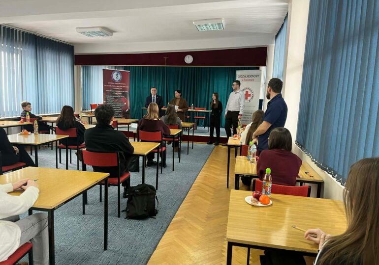 Rejonowy etap XXXIII Olimpiady Wiedzy o Zdrowiu PCK z Biedronką w Rzeszowie.