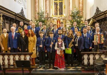 Koncert kolęd Orkiestry Dętej Ochotniczej Straży Pożarnej Dynów działającej przy Miejskim Ośrodku Kultury Sportu i Rekreacji w Dynowie    w Kościele Parafialnym pw. św. Wawrzyńca w Dynowie