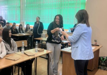 Udział uczennic Zespołu Szkół Zawodowych w etapie regionalnym Ogólnopolskiego konkursu „TURBOLANDESKUNDE – wędrówka po krajach niemieckiego obszaru językowego” dla uczniów szkół ponadpodstawowych.