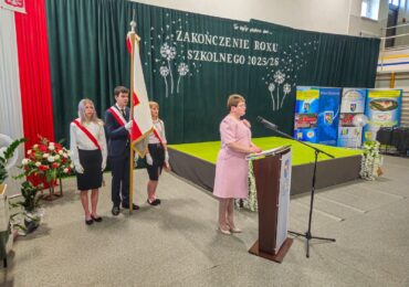 Uroczystość zakończenia roku szkolnego 2025/2026  w Zespole Szkół Zawodowych im. Kardynała Stefana Wyszyńskiego w Dynowie.