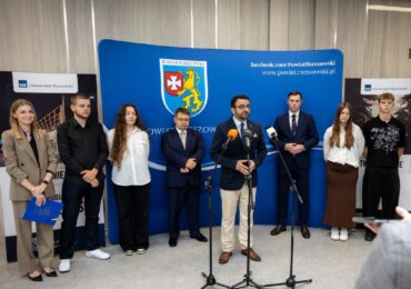 Udział uczniów Zespołu Szkół Zawodowych w Dynowie w Powiatowym Forum Zdrowia Psychicznego.