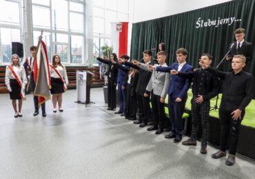 Uroczystość ślubowania uczniów klas pierwszych.