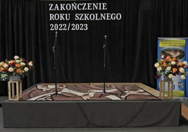 Uroczystość zakończenia roku szkolnego 2022/2023  w Zespole Szkół Zawodowych im. Kard. Stefana Wyszyńskiego w Dynowie.