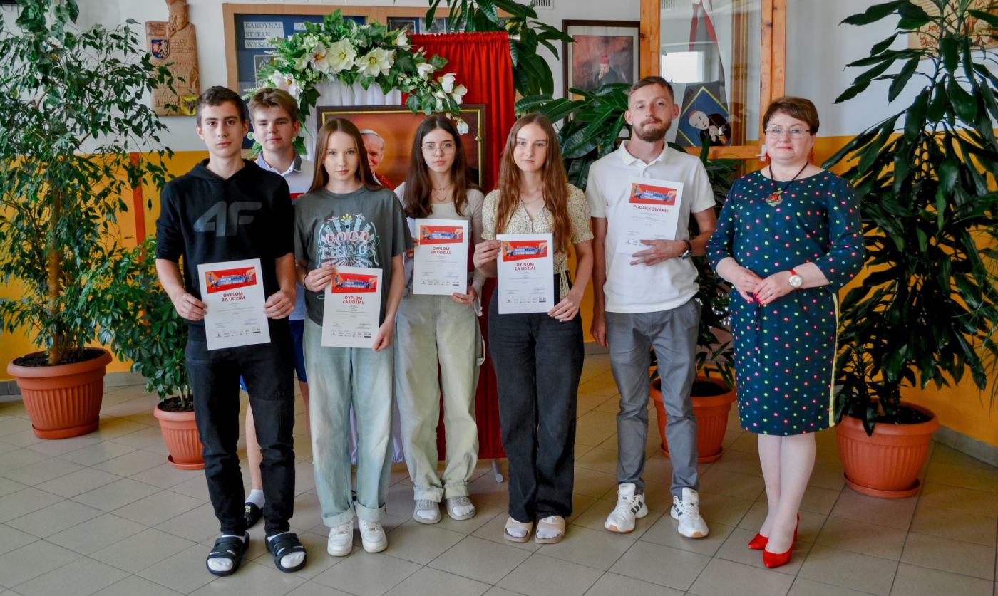 Uczniowie Zespołu Szkół Zawodowych im. Kardynała Stefana Wyszyńskiego w Dynowie wzięli udział w 12. edycji konkursu  „AktywAKCJA przestrzeni”.