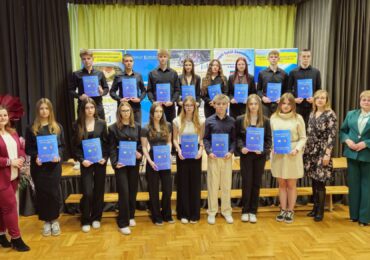 Certyfikaty Europass Mobilność dla uczniów Zespołu Szkół Zawodowych im. Kard. Stefana Wyszyńskiego w Dynowie  w ramach projektu ERASMUS + PROJEKT NR: 2024-1-PL01-KA121-VET-000231944.